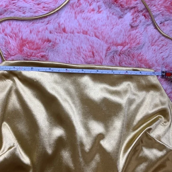 ‼️SOLD‼️ Better Be Metallic Gold Tie Back Crop Top Size Small for Women - Picture 10 of 10